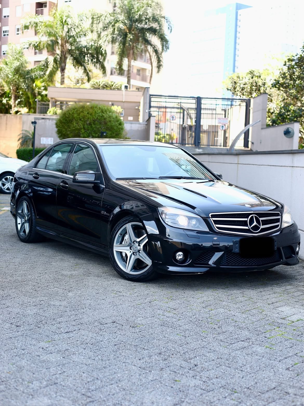 Mercedes-Benz C63 AMG